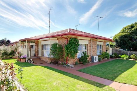 8 Linton Ave, Moe, VIC 3825