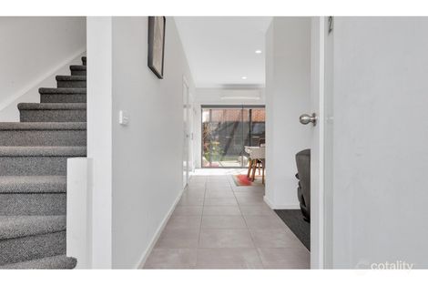 Property photo of 2/205 James Mirams Drive Roxburgh Park VIC 3064