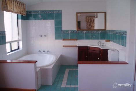 Property photo of 20 Waverley Place Dianella WA 6059