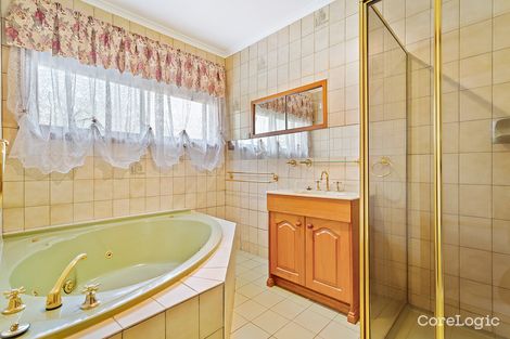 Property photo of 6 Bird Court Hoppers Crossing VIC 3029