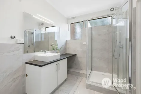 Property photo of 18/1 Esplanade St Kilda VIC 3182