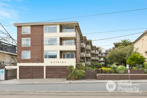 18/1 Esplanade, St Kilda, VIC 3182