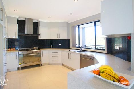 Property photo of 5 Presland Close Lansvale NSW 2166