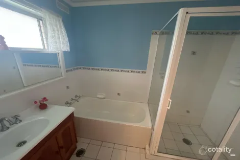 Property photo of 481 Griffith Road Lavington NSW 2641