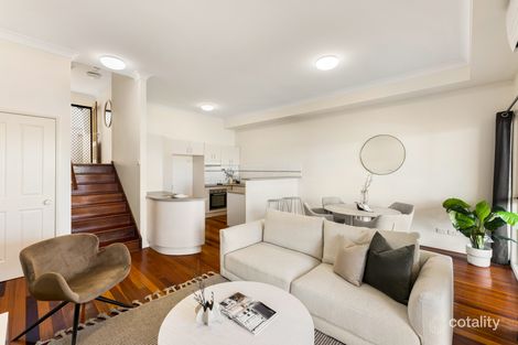 Property photo of 2/60 Manchester Terrace Indooroopilly QLD 4068