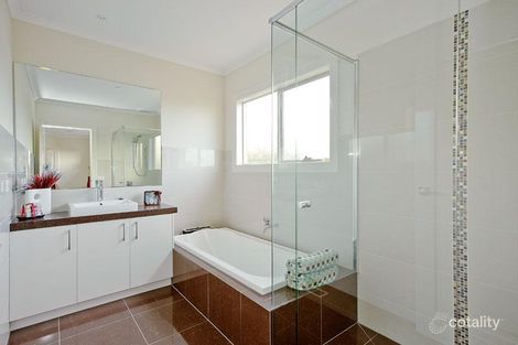 Property photo of 3 Access Road Mont Albert North VIC 3129