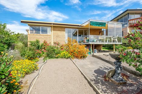 14 Nicholas Dr, Kingston Beach, TAS 7050