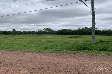 32 Golf Links Dr, Toll, QLD 4820