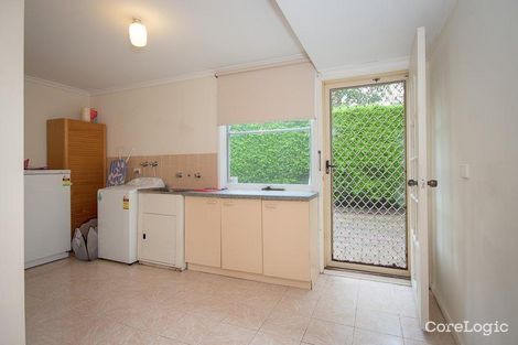 Property photo of 6 Arnold Court Woodend VIC 3442