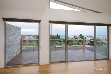 Property photo of 2/27 Ocean View Crescent Torquay VIC 3228