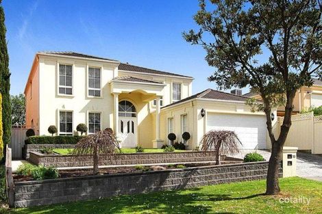 13 Wagstaff Dr, Mill Park, VIC 3082