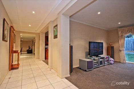 Property photo of 11 Lillias Crescent Narre Warren South VIC 3805