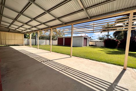Property photo of 21 Leichhardt Drive Moranbah QLD 4744
