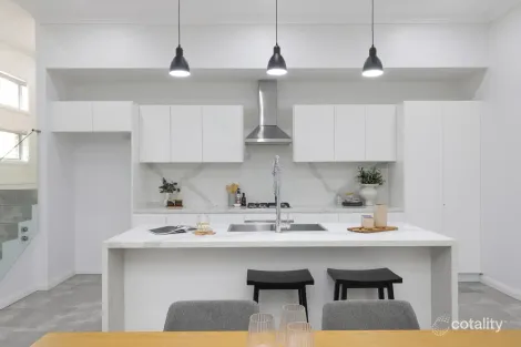 Property photo of 3 Austen Road Lake Heights NSW 2502