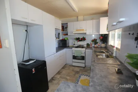 Property photo of 38 Stringybark Drive Kambalda West WA 6442
