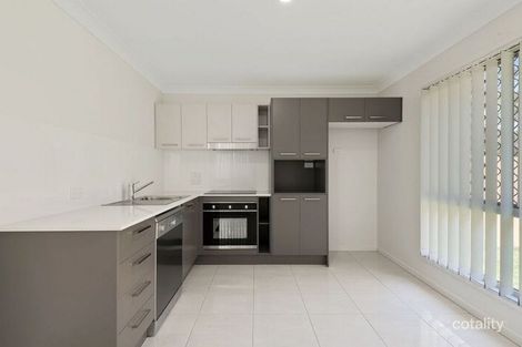 Property photo of 2/37 Jones Street Rothwell QLD 4022