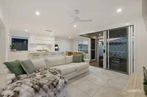 Property photo of 12 Conifer Crescent Palmview QLD 4553