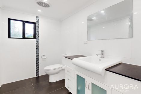 Property photo of 2 Moloaa Crescent Birkdale QLD 4159