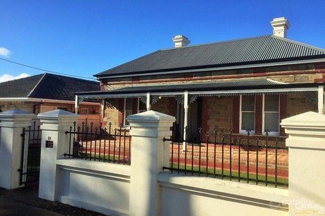 1/18 Old Tapleys Hill Rd, Glenelg North, SA 5045