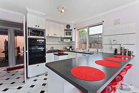 Property photo of 2/23 Burgess Street Bentleigh VIC 3204