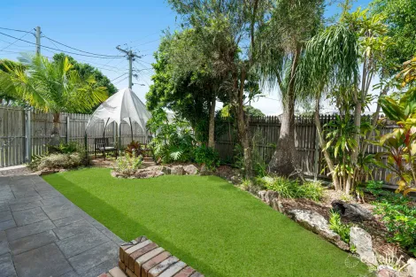 Property photo of 1/181 Mountjoy Terrace Manly QLD 4179
