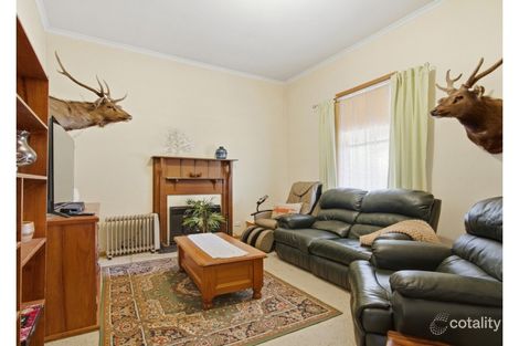 Property photo of 6 Gum Tree Grove Munro VIC 3862