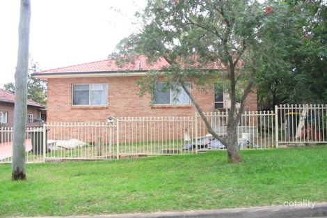 9 Burra St, Pendle Hill, NSW 2145