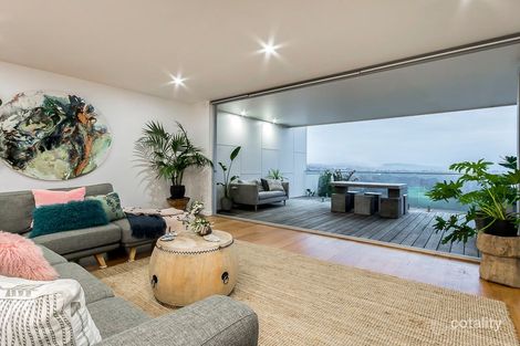 Property photo of 4B Patten Court Newtown VIC 3220