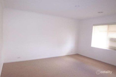 Property photo of 6 Correa Drive Eaglehawk VIC 3556