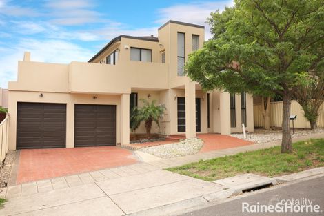 Property photo of 23 Douglas Mawson Drive Roxburgh Park VIC 3064