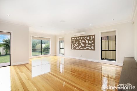 Property photo of 23 Douglas Mawson Drive Roxburgh Park VIC 3064