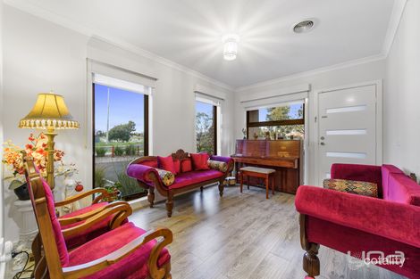Property photo of 25/40 McCubbin Way Caroline Springs VIC 3023