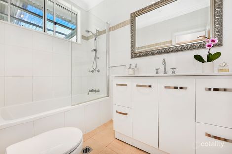 Property photo of 28 Karingal Crescent Frenchs Forest NSW 2086