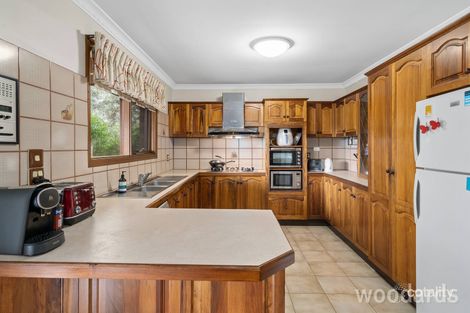Property photo of 1 Templewood Crescent Avondale Heights VIC 3034