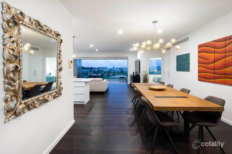 Property photo of 142/3 Pendraat Parade Hope Island QLD 4212