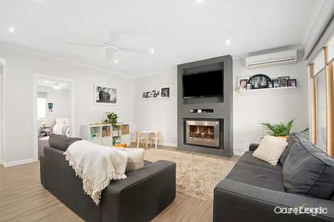 Property photo of 2 Cheeseman Street Croydon VIC 3136