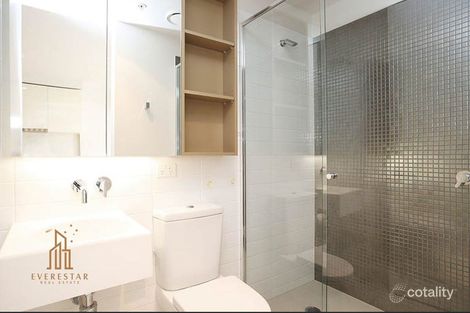 Property photo of 2004/33 Mackenzie Street Melbourne VIC 3000