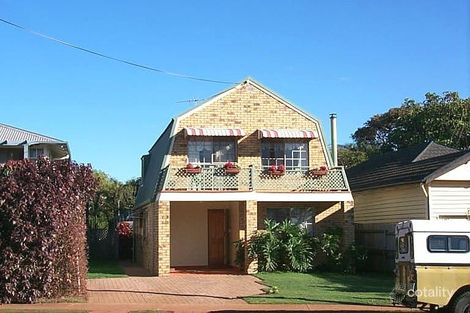 99 Prince Edward Pde, Scarborough, QLD 4020