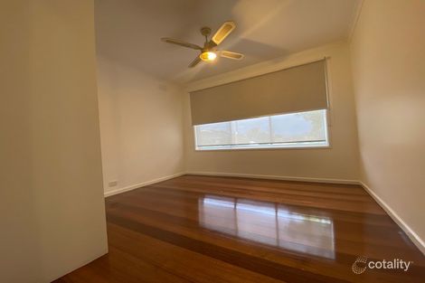 Property photo of 23 Harcourt Crescent Gladstone Park VIC 3043