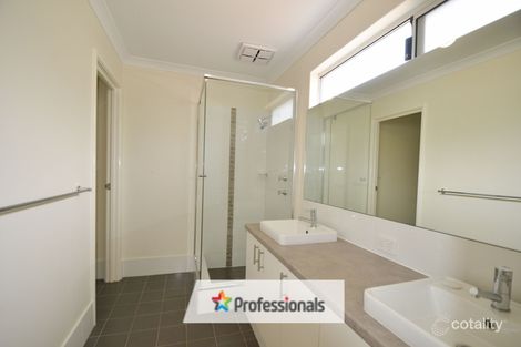 Property photo of 5 Illyarrie Avenue Falcon WA 6210