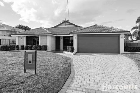 Property photo of 5 Willmott Close Halls Head WA 6210