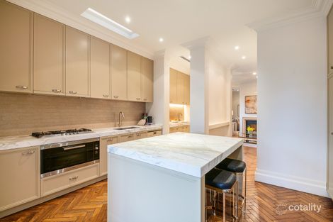 Property photo of 2/69 Huntingtower Road Armadale VIC 3143