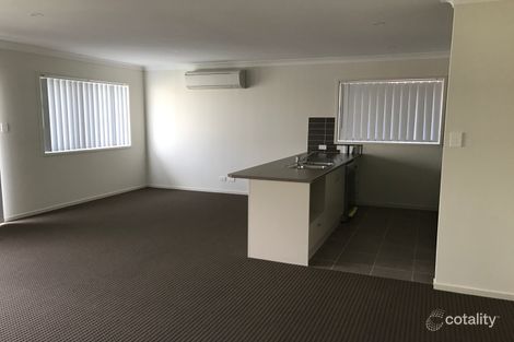 Property photo of 10 Nigella Circuit Hamlyn Terrace NSW 2259