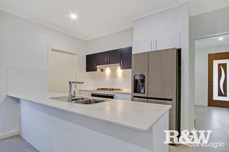 Property photo of 48 Flynn Circuit Jordan Springs NSW 2747