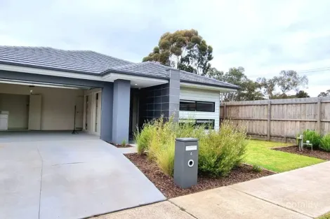 4 Wenlyan Dr, Greenvale, VIC 3059