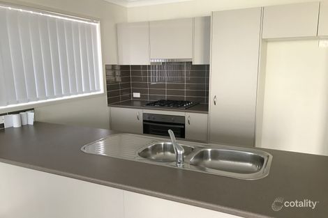Property photo of 10 Nigella Circuit Hamlyn Terrace NSW 2259