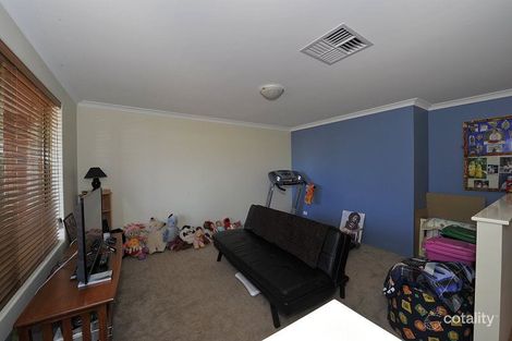 Property photo of 7 Castle Court Wannanup WA 6210