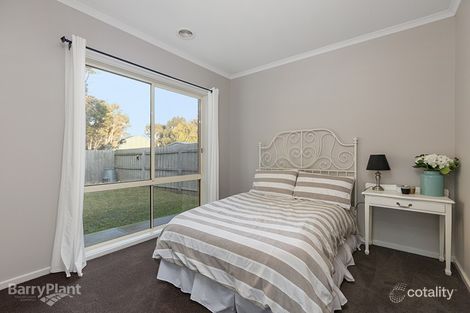 Property photo of 17 Brooke Court Pakenham VIC 3810