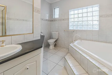 Property photo of 1/101 Strabane Avenue Balwyn VIC 3103