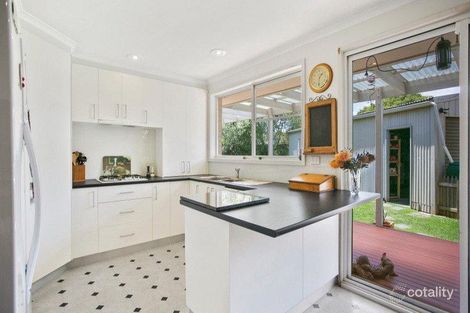 49 Robertson Dr, Mornington, VIC 3931